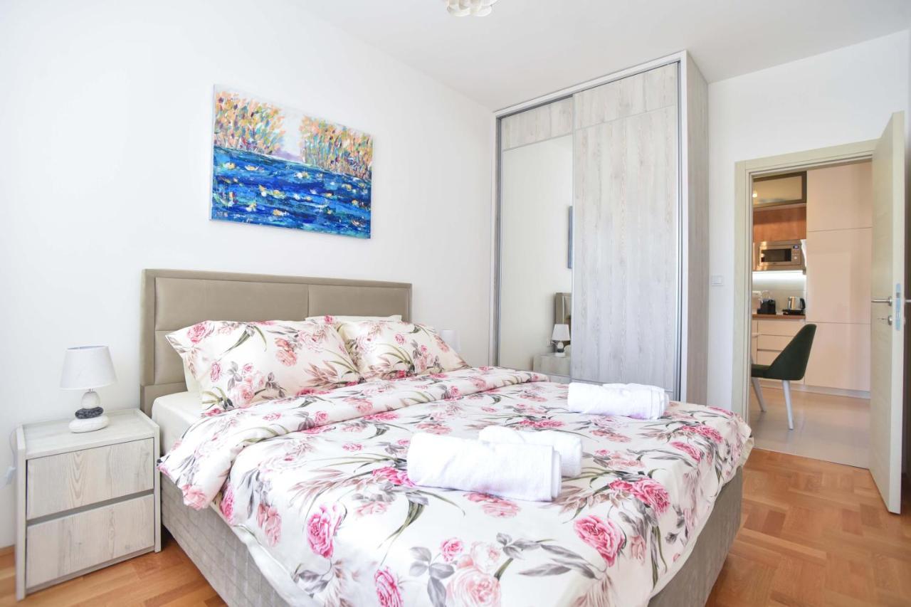 Azure Apartments Budva Bagian luar foto