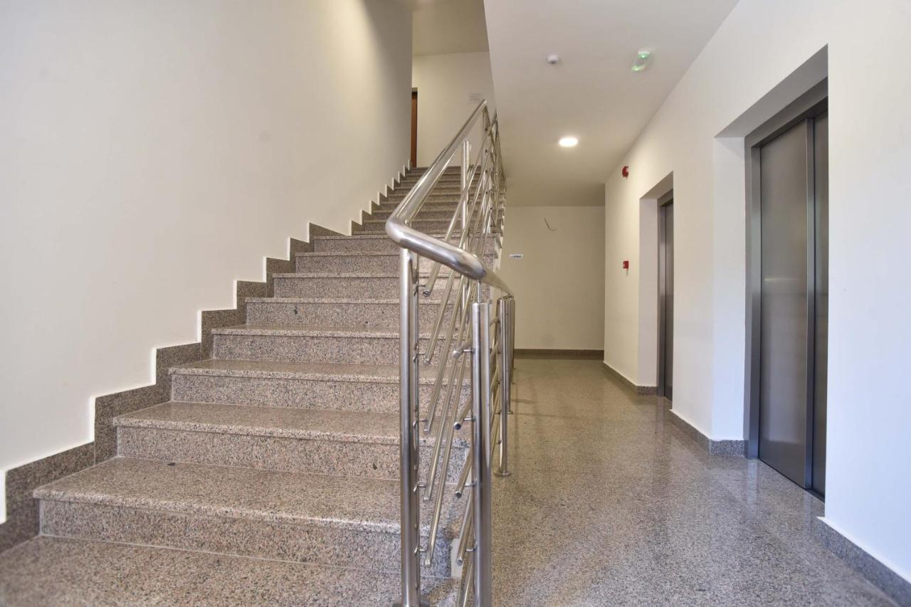Azure Apartments Budva Bagian luar foto
