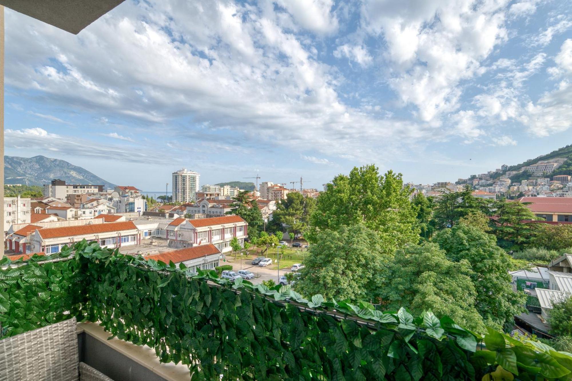Azure Apartments Budva Bagian luar foto