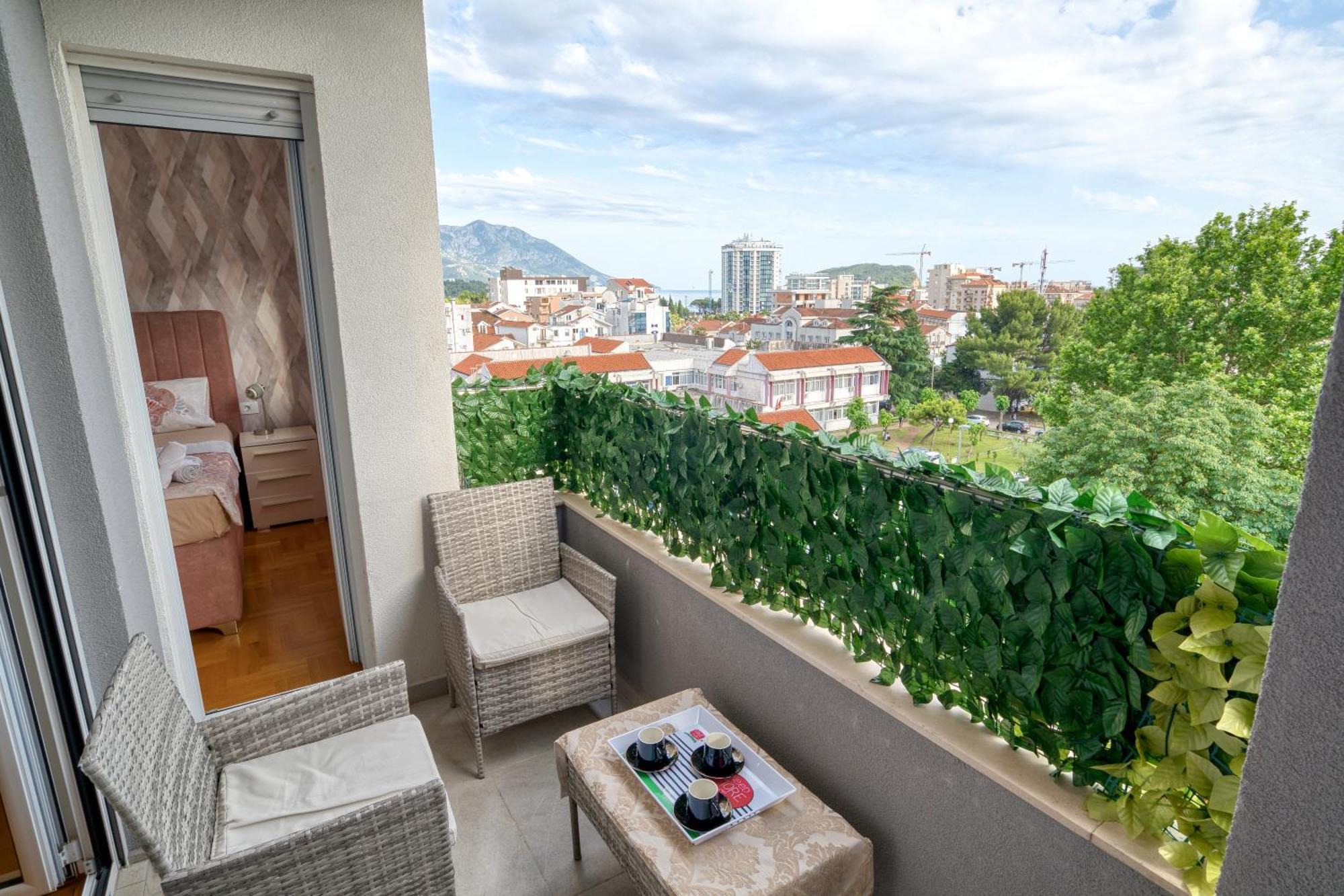 Azure Apartments Budva Bagian luar foto
